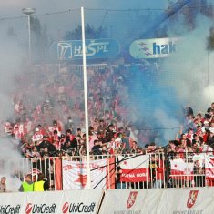 Hradec - Slavia (rajčeidnes) 8.JPG