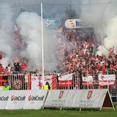 Hradec - Slavia (rajčeidnes) 10.JPG