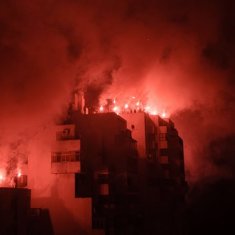 Hajduk - Slavia (ultrastifo) 11.jpg